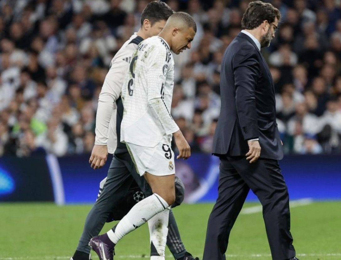 九游服务- 姆巴佩在尤文图斯比赛中战术调整，反败为胜引发热议！全场沸腾不已