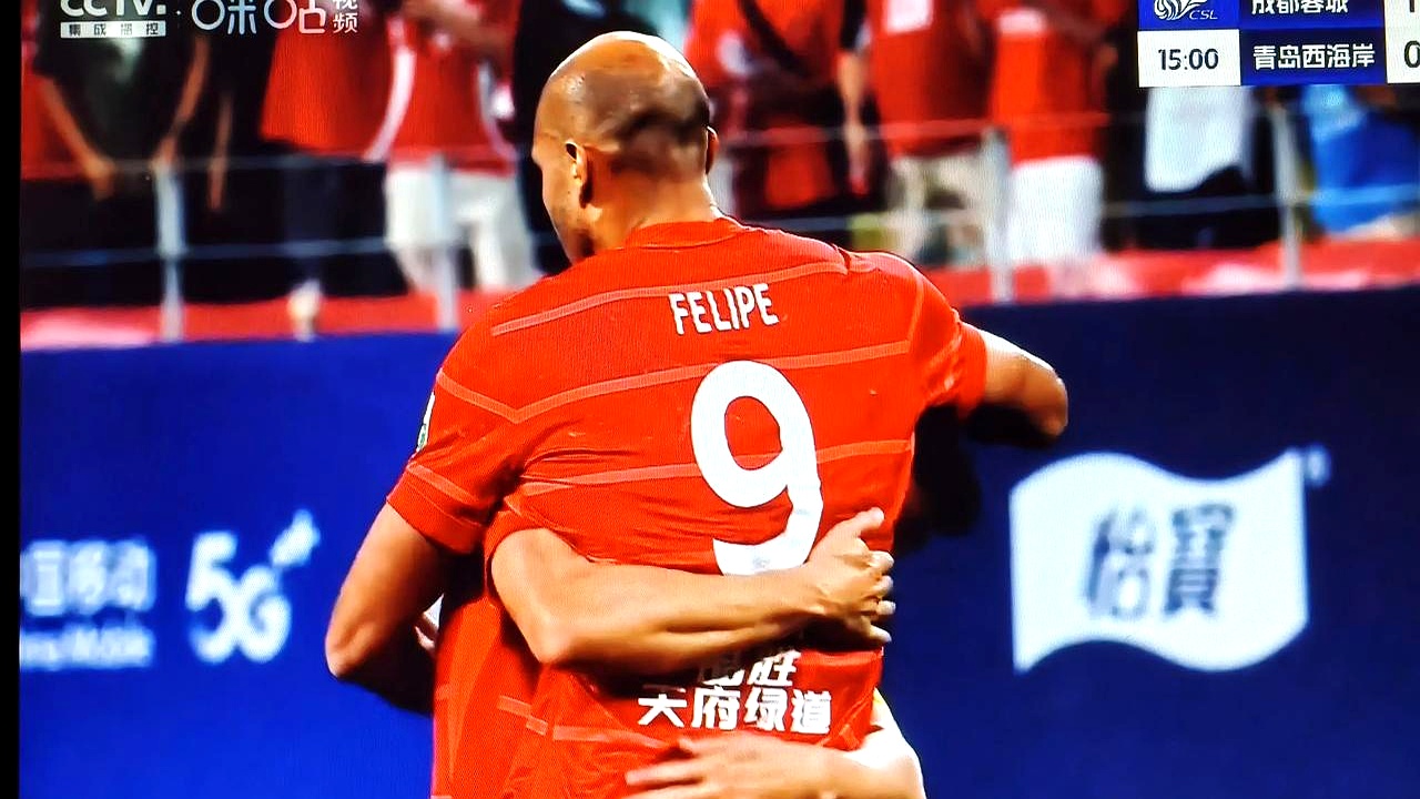 关于赛地聚焦——西甲赛后热度飙升，成都蓉城绝杀压哨，气氛紧张，赛季目标并未改变的信息